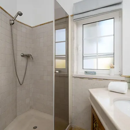 Mirella - Varandas Do * アルマンシル